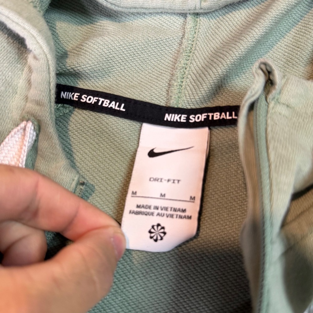 Nike Softball Hoodie Women's Medium Green Dri-FIT 1/4 Zip Pullover Cropped Front - Picture 3 of 13
